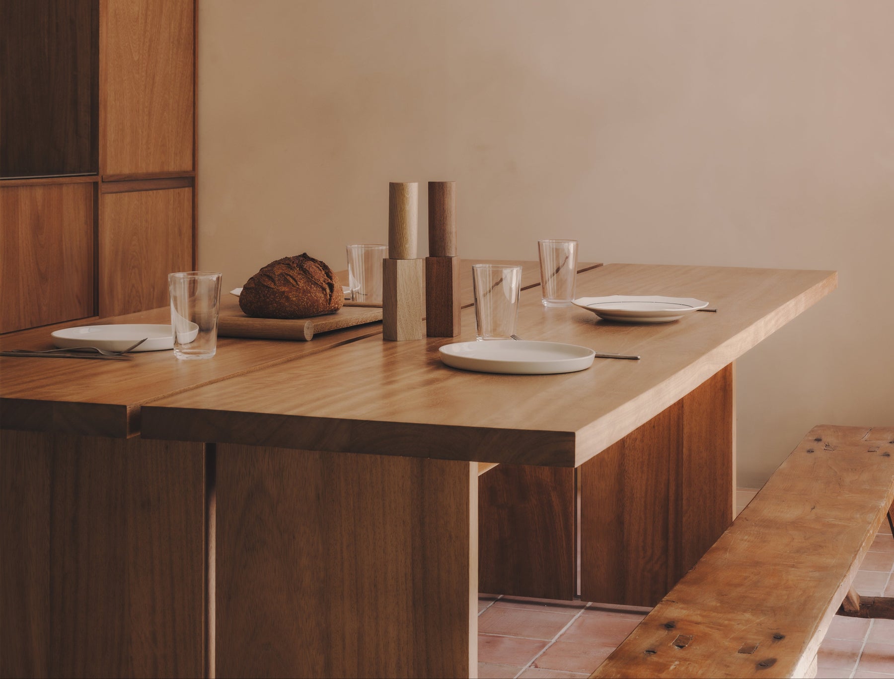 SERRIN RECTANGULAR TABLE