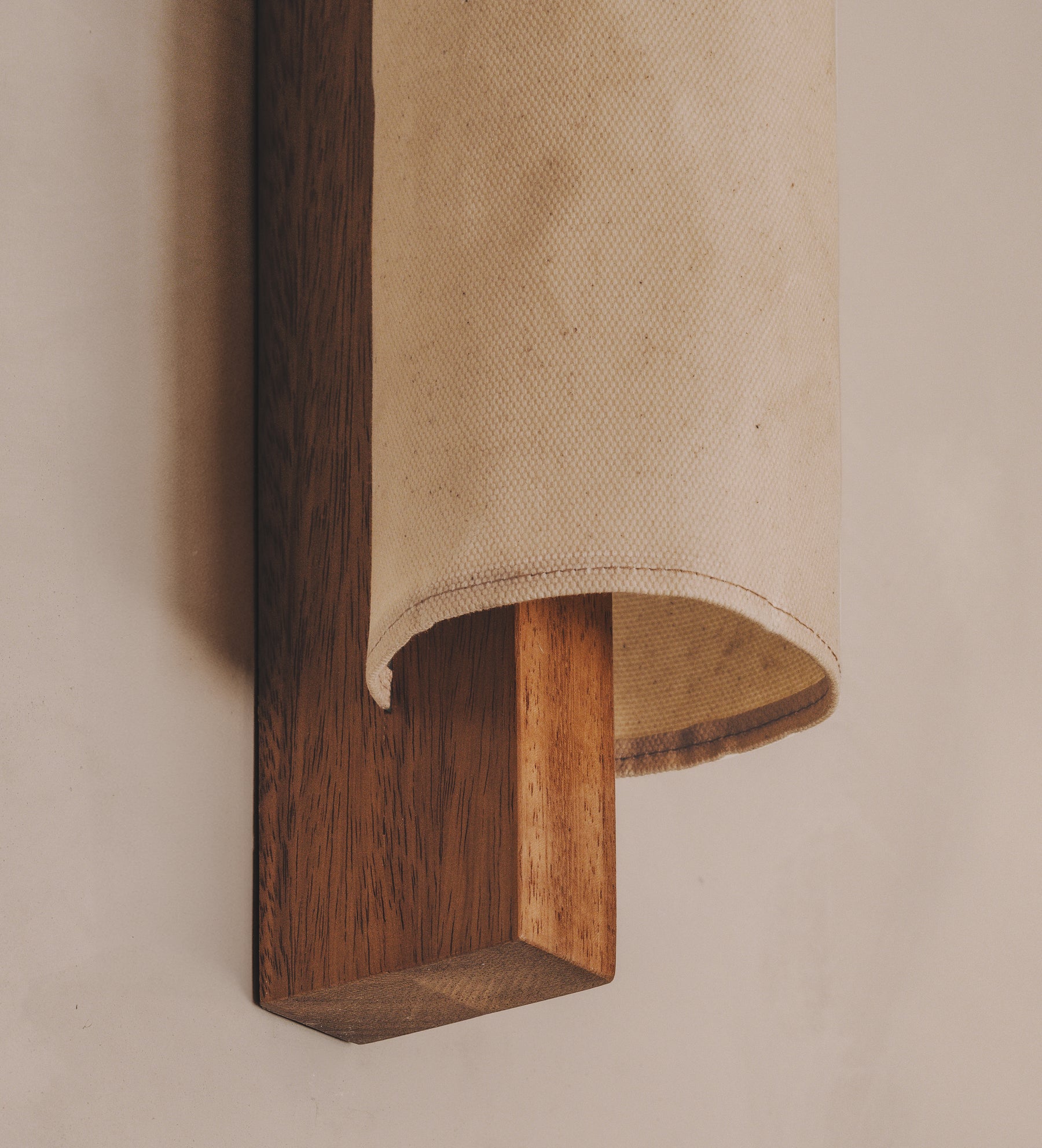 VETA WALL LAMP