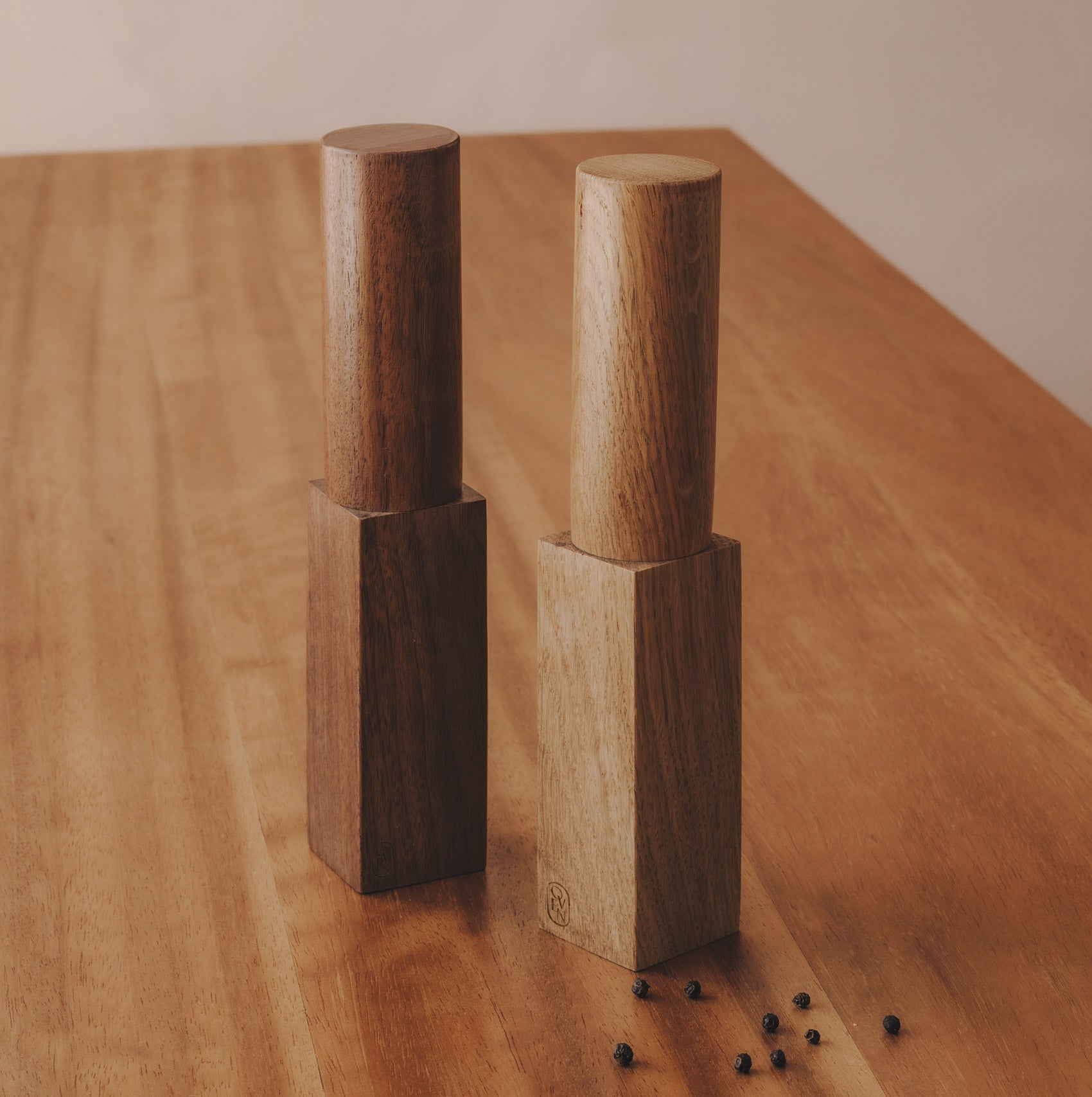 MOLI SALT & PEPPER MILL